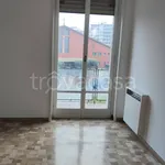 Affitto 3 camera appartamento di 120 m² in Milano