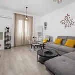 Najam 3 spavaće sobe stan od 80 m² u Grad Rijeka