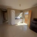 Rent 3 bedroom house of 300 m² in Soweto