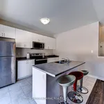 Maison de 1377 m² avec 3 chambre(s) en location à Wasaga Beach