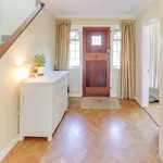 Rent 5 bedroom apartment in Guildford