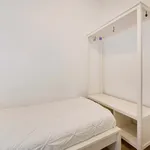 Rent a room of 100 m² in Lisboa