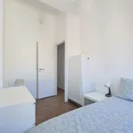 Rent a room in lisbon