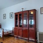 Rent a room in lisbon