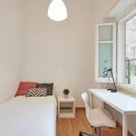 Rent 11 bedroom apartment in Lisbon