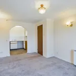 Rent 2 bedroom flat of 52 m² in Dacorum