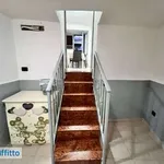 Affitto 2 camera appartamento di 50 m² in Naples