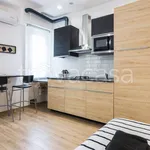 Rent 1 bedroom apartment of 35 m² in Milano