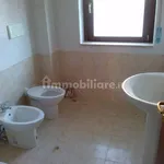 Rent 5 bedroom apartment of 150 m² in Crotone