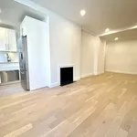 Rent 2 bedroom apartment in Manhattan