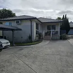 Rent 3 bedroom house in Dandenong