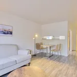 Appartement de 495 m² avec 1 chambre(s) en location à Vancouver