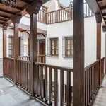 Rent 2 bedroom apartment of 43 m² in Granada