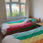 Rent 3 bedroom flat in Wales