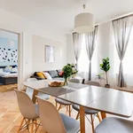 Pronajměte si 2 ložnic/e byt o rozloze 85 m² v Prague