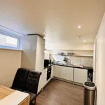 Flat to rent in Queens Place, Brighton BN1