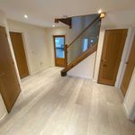 Rent 5 bedroom house of 190 m² in Welwyn Hatfield