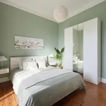 Rent a room in lisbon