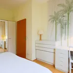 Miete 2 Schlafzimmer wohnung von 54 m² in Berlin