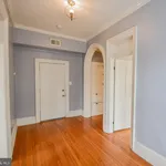 Rent 2 bedroom apartment in Berkeley