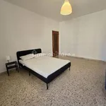 Rent 5 bedroom apartment of 110 m² in Modena