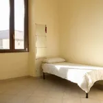 Rent a room of 150 m² in rome