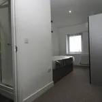 Rent 8 bedroom flat in South West England