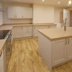 Rent 6 bedroom apartment in East Midlands