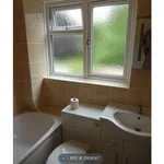 Rent 3 bedroom house in South East England