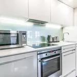 Rent 1 bedroom apartment of 527 m² in London