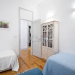 Rent 3 bedroom apartment of 150 m² in Lisbon