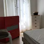 Appartement de 30 m² avec 2 chambre(s) en location à Grenoble