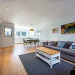 Rent 3 bedroom apartment in London