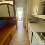 Appartement de 23 m² avec 1 chambre(s) en location à Hyères