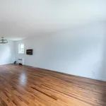 Rent 3 bedroom apartment in Queens