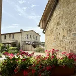 Rent 4 bedroom house of 290 m² in Umbertide