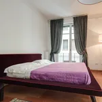 Rent 2 bedroom apartment of 110 m² in Florence