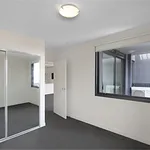 Rent 2 bedroom apartment in Melbourne