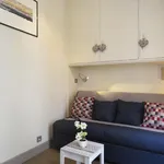 Rent 1 bedroom apartment of 12 m² in Paris