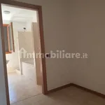 Affitto 2 camera appartamento di 65 m² in Paderno Dugnano