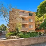 Rent 2 bedroom apartment in Sydney