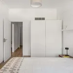 Rent 3 bedroom apartment of 75 m² in Lisboa