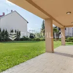 Rent 3 bedroom apartment of 175 m² in Zagreb