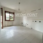 Affitto 4 camera appartamento di 135 m² in Viterbo