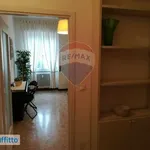 Affitto 2 camera casa di 60 m² in Milan