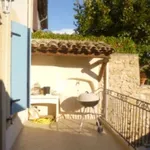 Rent 4 bedroom house of 99 m² in Lançon-Provence