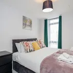 Cassio Road, Watford - Amsterdam Apartments for Rent