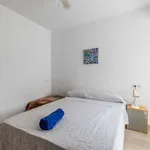 Rent a room of 65 m² in valencia