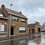 Rent 3 bedroom house in Poelkapelle