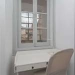 Rent a room in lisbon